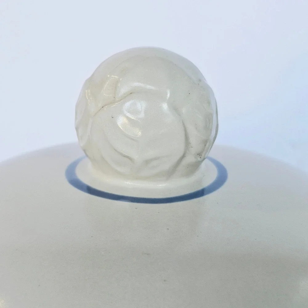 Vintage Cordella Bluet Floral Stoneware Casserole Dish Lid Round Farmhouse